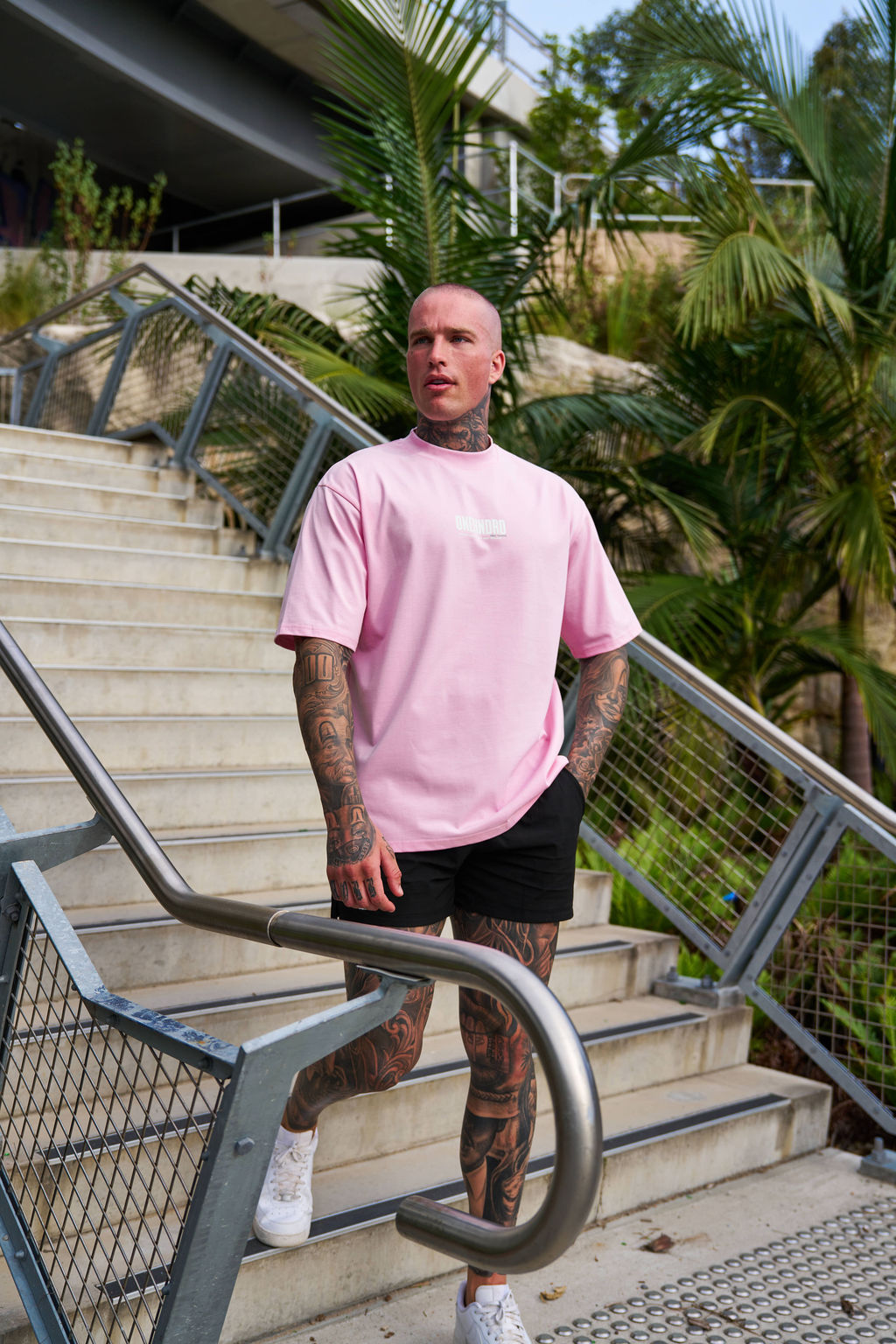 ONEHNDRD Risk Takers oversized tee dust pink unisex