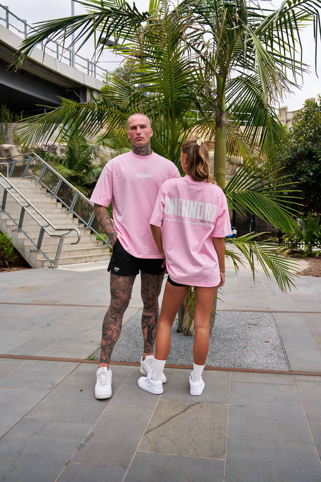 ONEHNDRD Risk Takers oversized tee dust pink unisex
