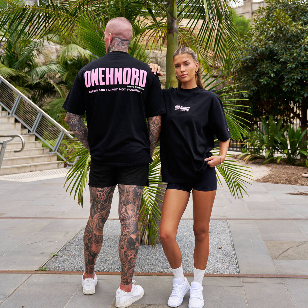 ONEHNDRD Risk Takers oversized tee black unisex 