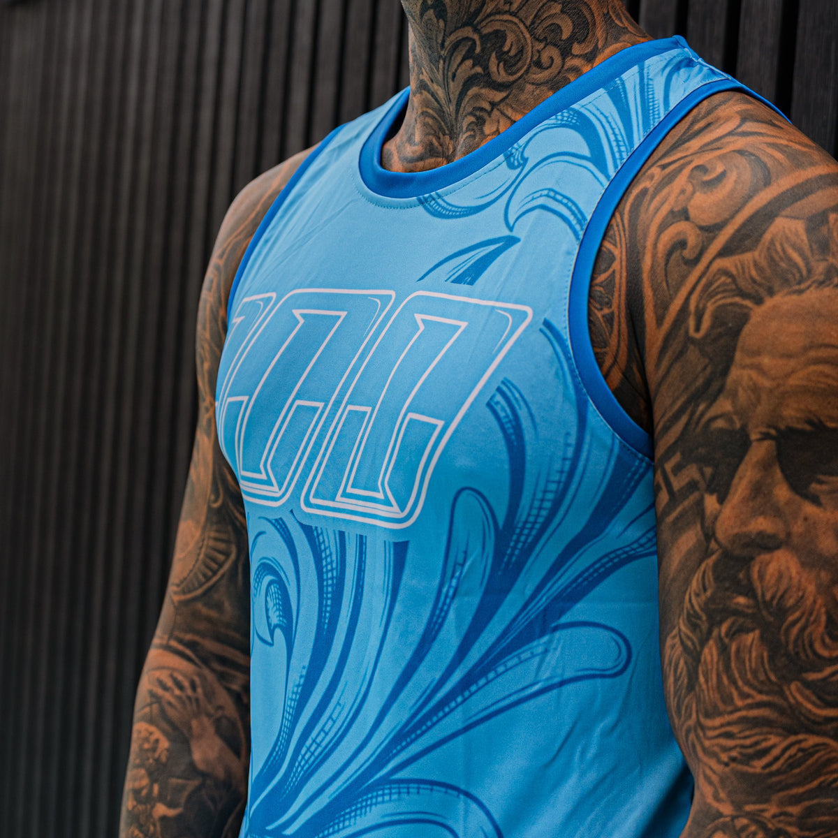 SIGNATURE TANK