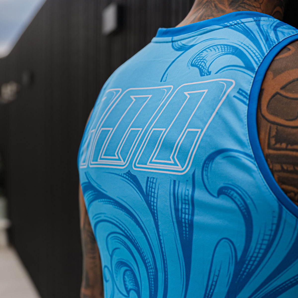 SIGNATURE TANK